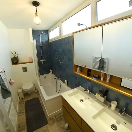 Proche De L'ile De Re